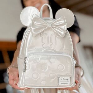 Loungefly Disney Minnie Mouse Wedding Pearl Irridescent Mini Backpack
